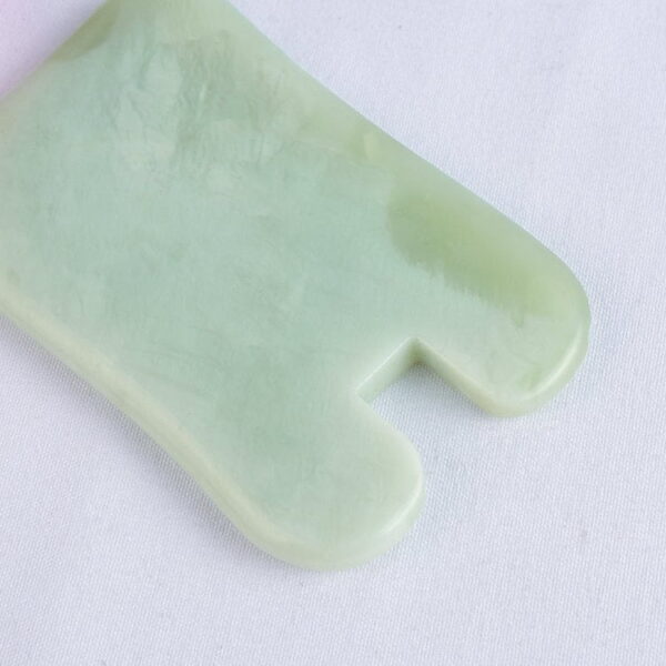 xiuyan jade gua sha