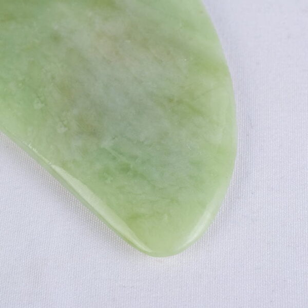 xiuyan jade gua sha